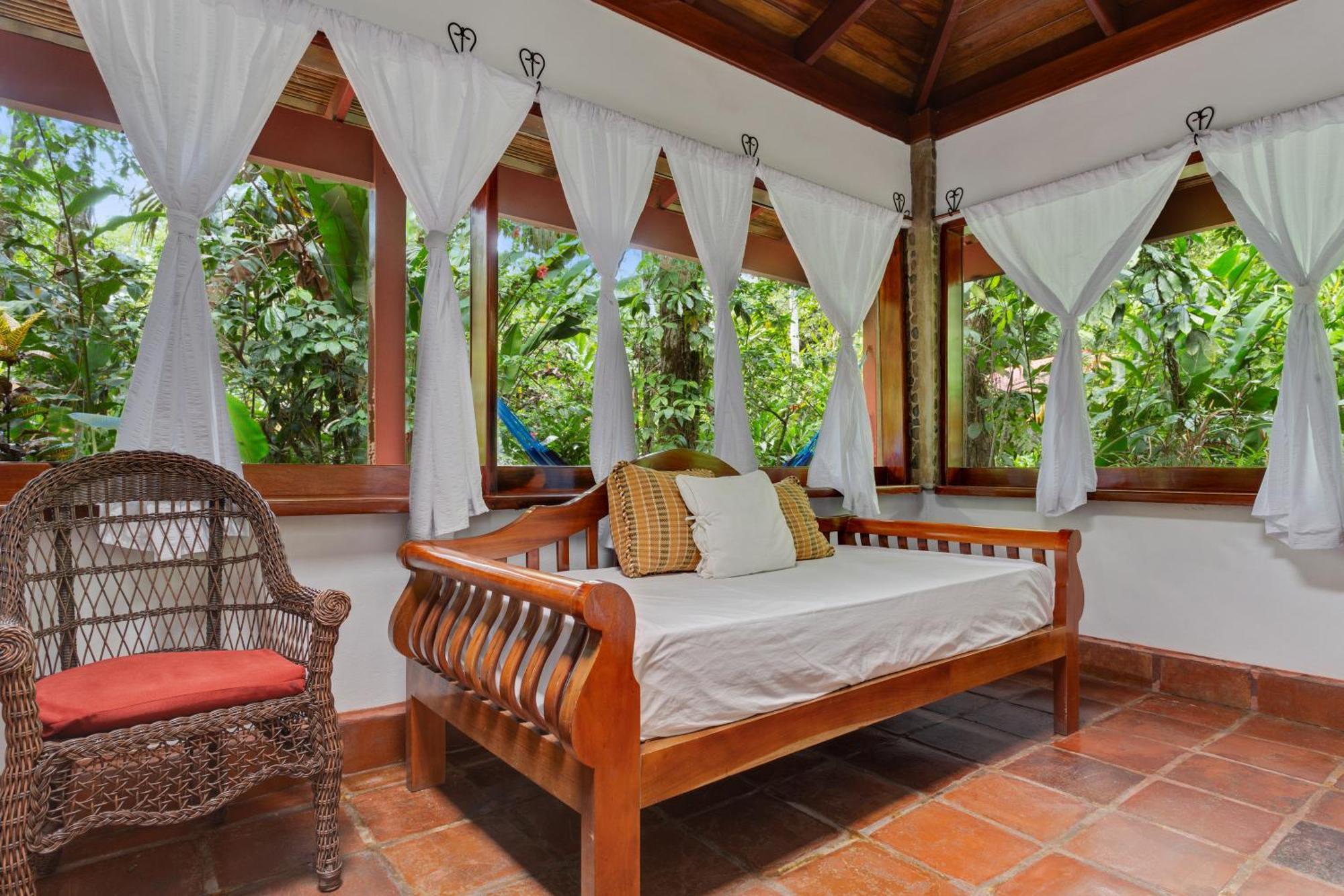 Ian Anderson Caves Branch Jungle Lodge Belmopan Exterior foto